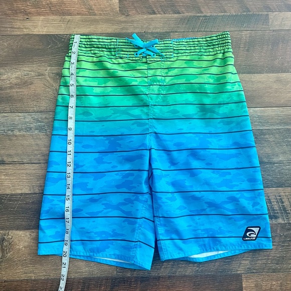 Swim Trunks Laguna Boys Size 16/20 - Picture 2 of 6